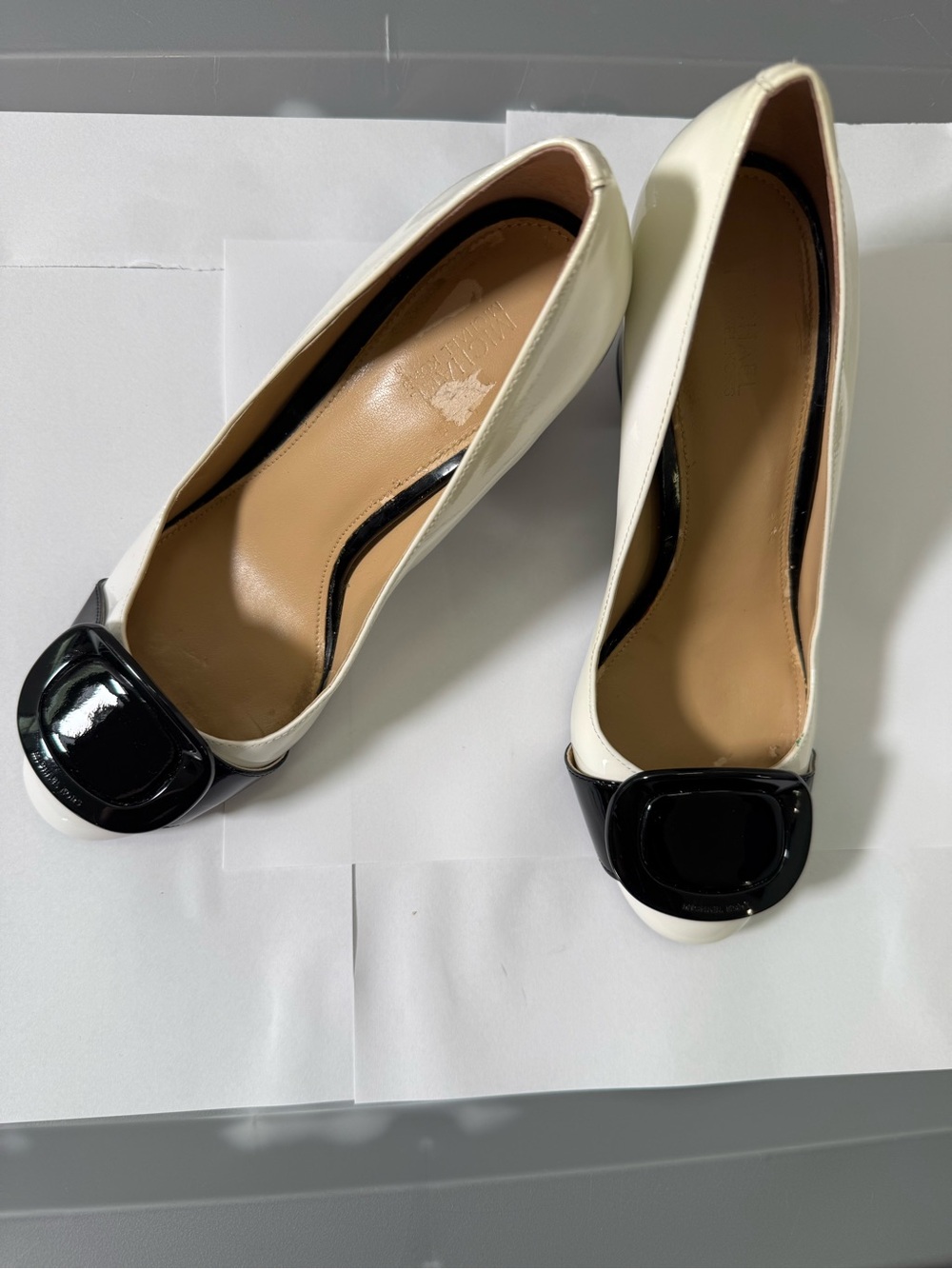 Michael Kors Black & White Patent Leather with Black Accent Buckle / Black Heel - Picture 3 of 16